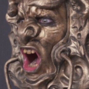 外国青年欢乐多 门环可以这样玩