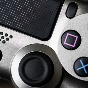 PS4迄今售出近亿台 去年节假日期间独占作品销量达半亿